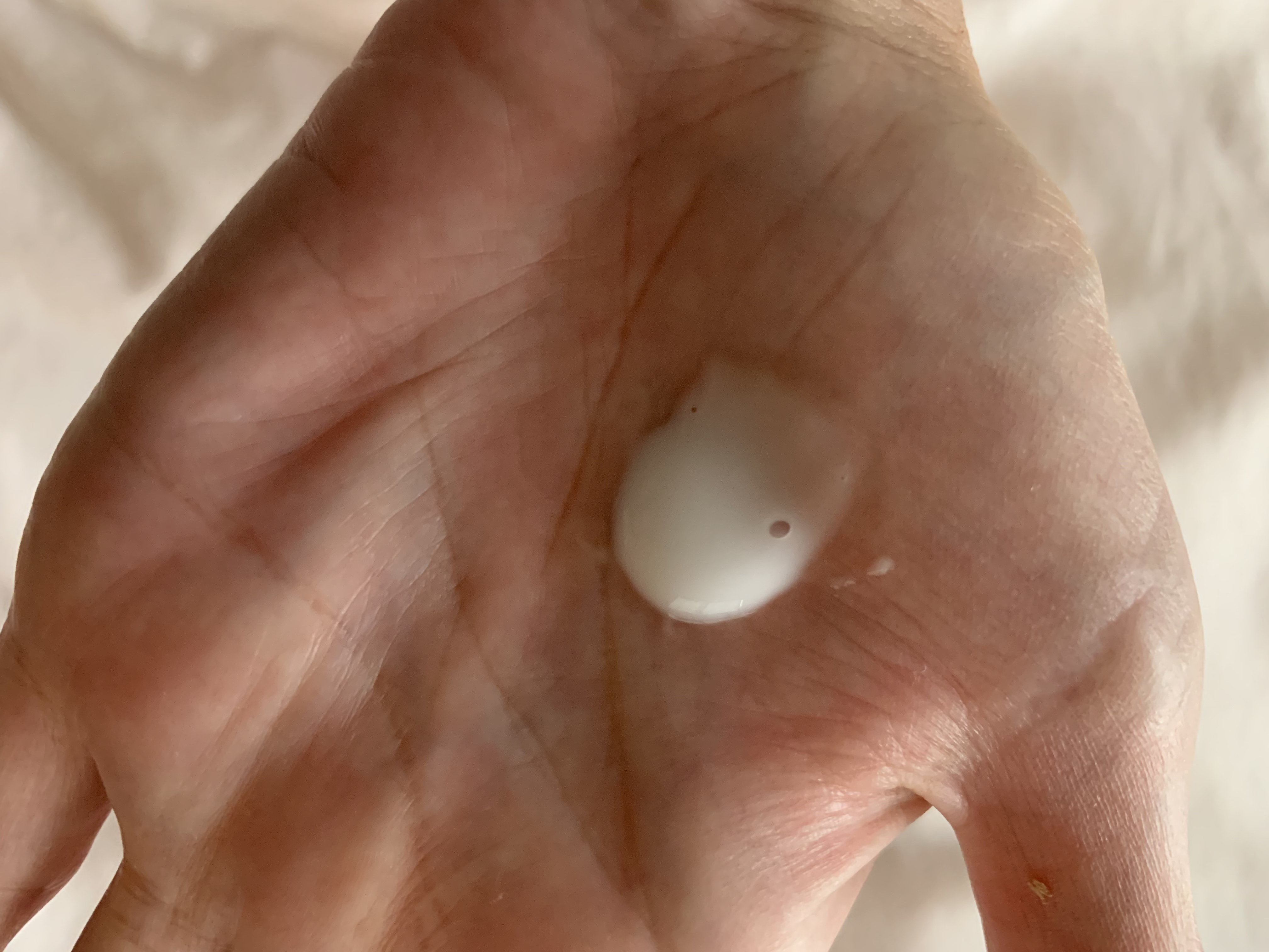 薬用エマルジョン/IHADA/乳液を使ったクチコミ（3枚目）