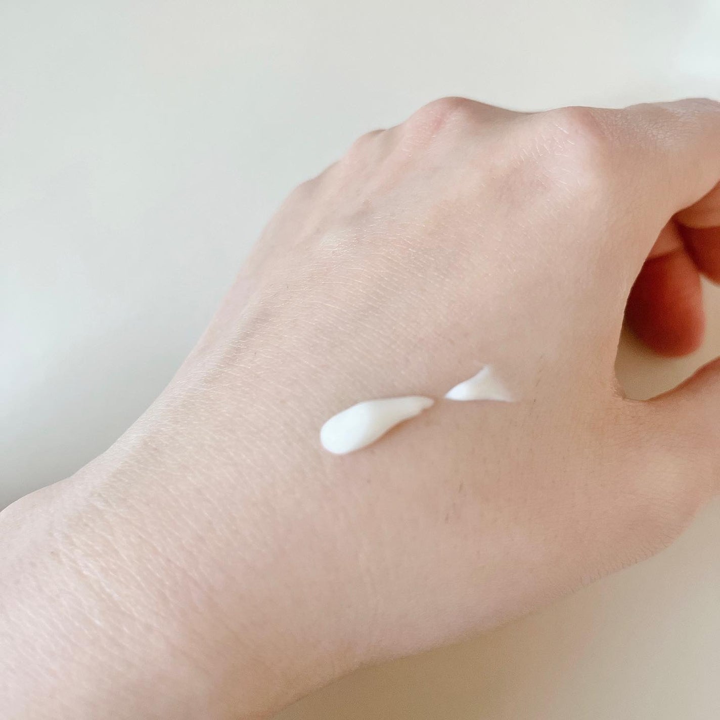 ニベアUV 薬用エッセンス/ニベア/日焼け止めローションを使ったクチコミ(4枚目)