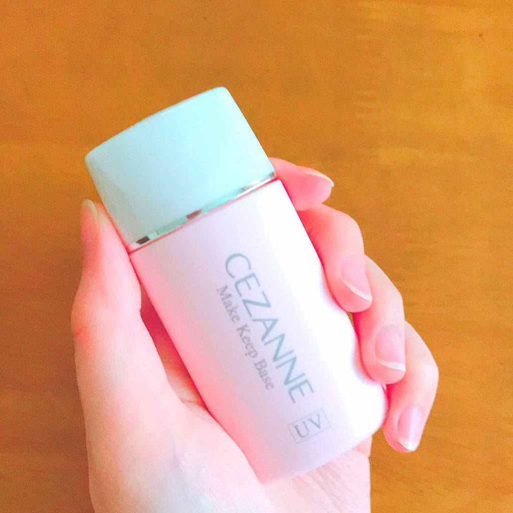 購入品①
～セザンヌ化粧下地～
すごくスルスル伸びてぬりやすい！
テカる心配もなし🙆‍♀️
肌にしっかり浸透する気がする✨
そしていい匂い！🌸見た目が可愛い♥
#セザンヌ#CEZANNE#化粧下地#テカリ防止#UV