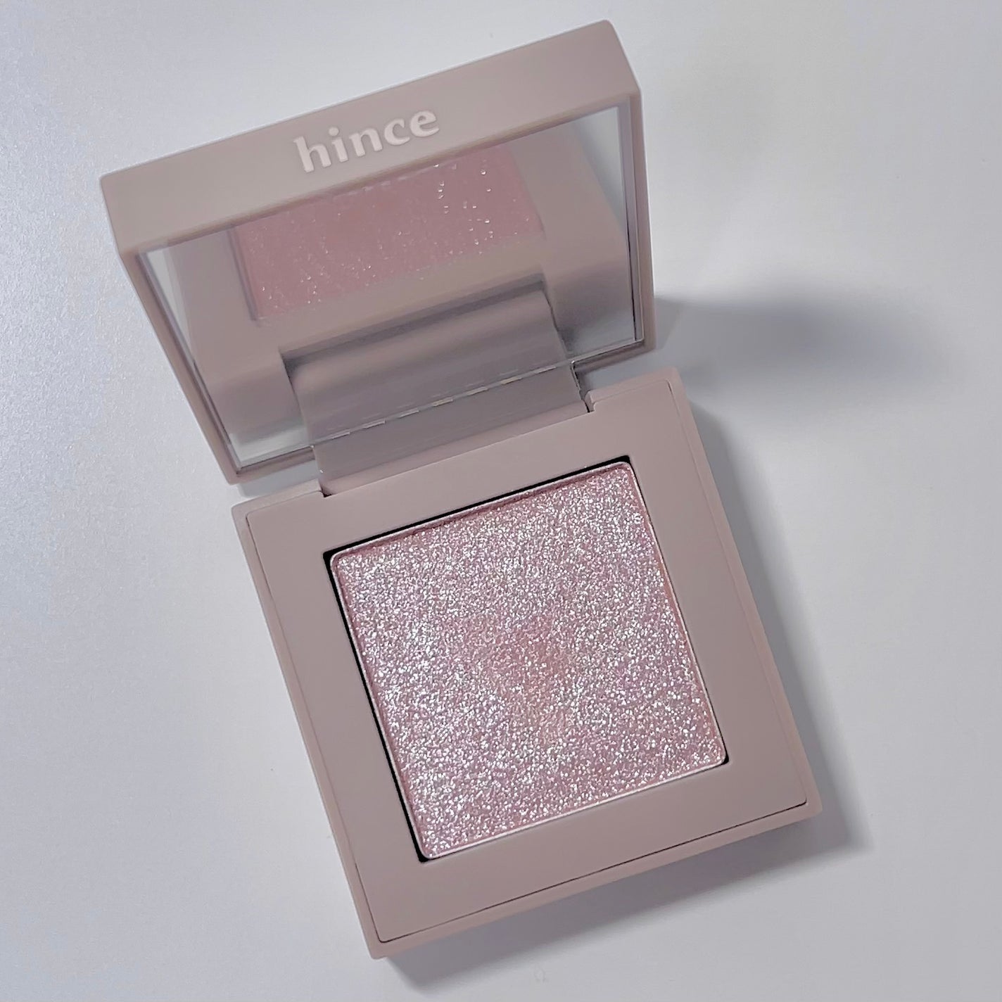 ニューデップスアイシャドウ/hince/単色アイシャドウを使ったクチコミ(1枚目)