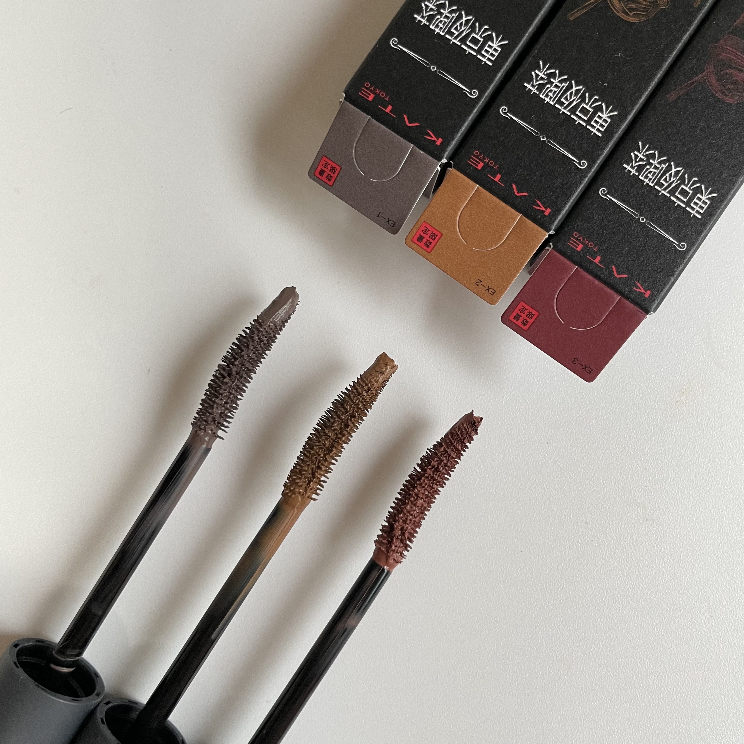 マットラテリキッドシャドウ/KATE/リキッドアイシャドウを使ったクチコミ（3枚目）