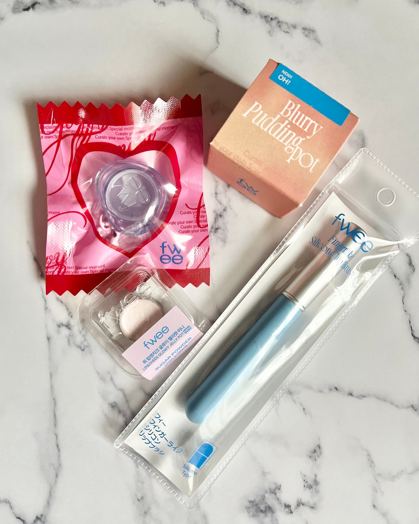 リップアンドチーク ブラーリープリンポット/fwee/口紅を使ったクチコミ(2枚目)