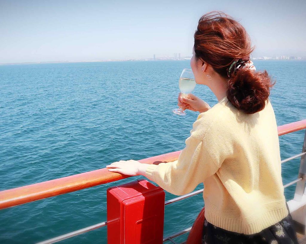 こんばんは、この頃は雑談投稿ばかりですみませんでした↓↓↓

今日はわたしが尊敬する、大好きなMoi先生のメイクアップセミナーのご報告をさせていただきます…✨

今回もわたしは運営側で、素晴らしいメイクアップセミナーを我が社の女性社員に受け