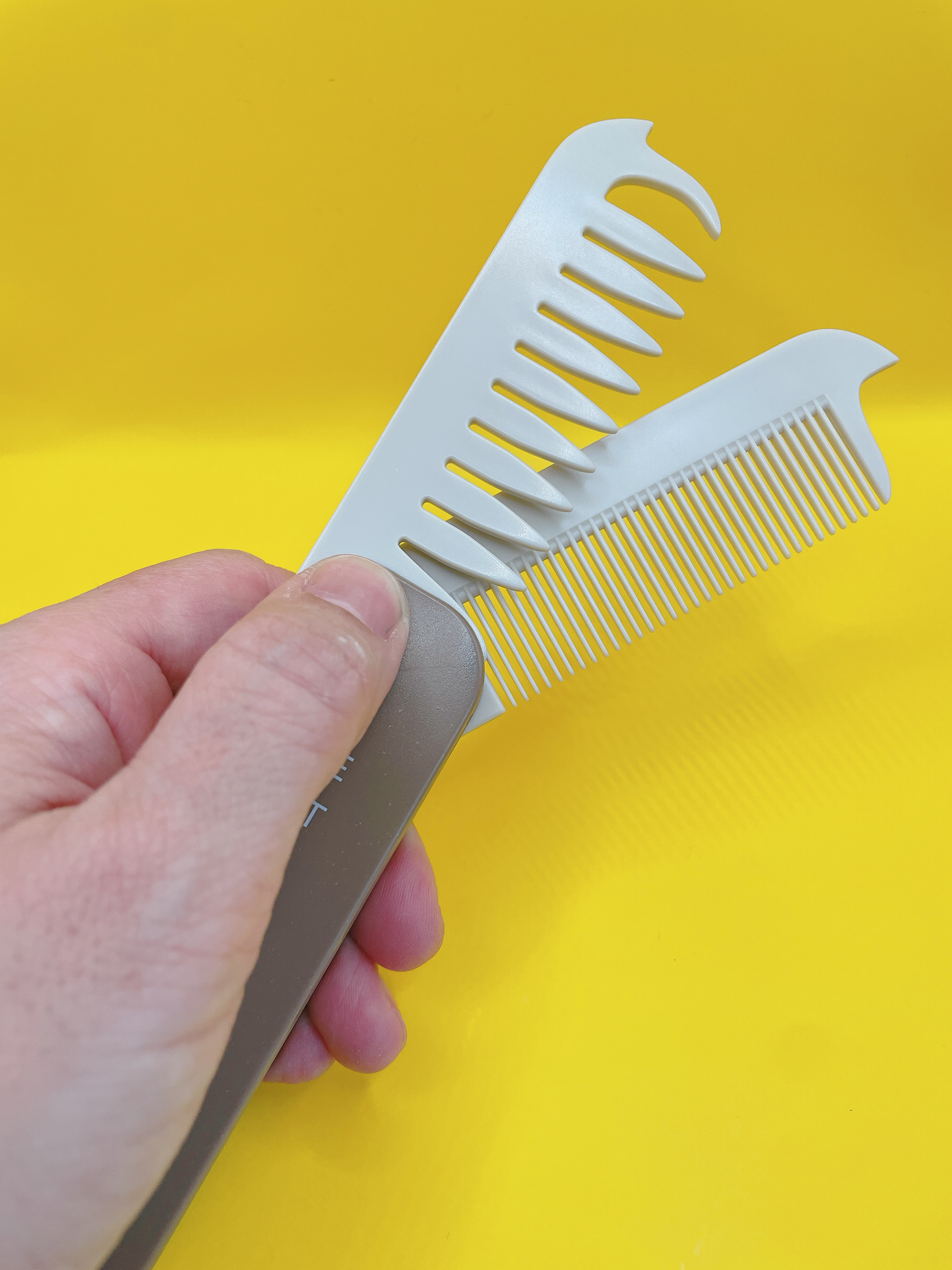 NEUT 3WAYあか抜けコームのクチコミ「おはようございます。
今日はNEUT　3WAYあか抜けコーム
きちんとストレートのご紹介です。.....」（3枚目）