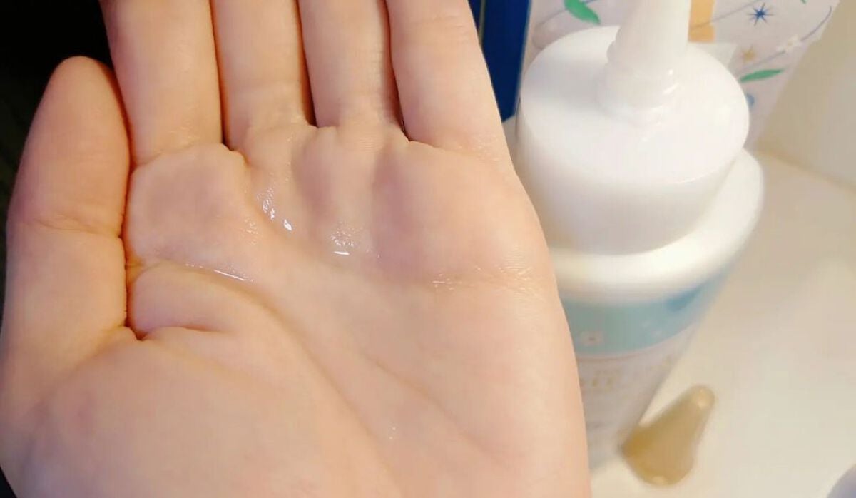 エッセンシャル ザビューティ 髪のキメ美容ウォータートリートメント ホワイトティーの香り/エッセンシャル/アウトバストリートメントを使ったクチコミ(4枚目)