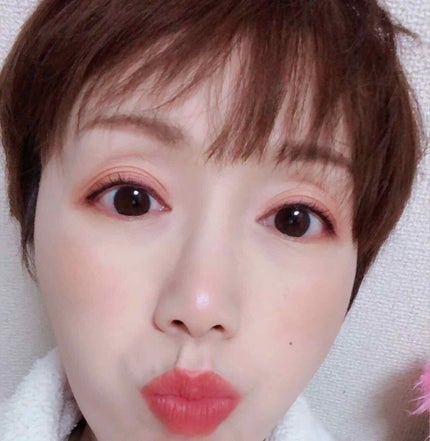 リンリン on LIPS 「皆さん、こんばんは〜今日はSUQQUのアイシャドウパレットとチ..」(4枚目)