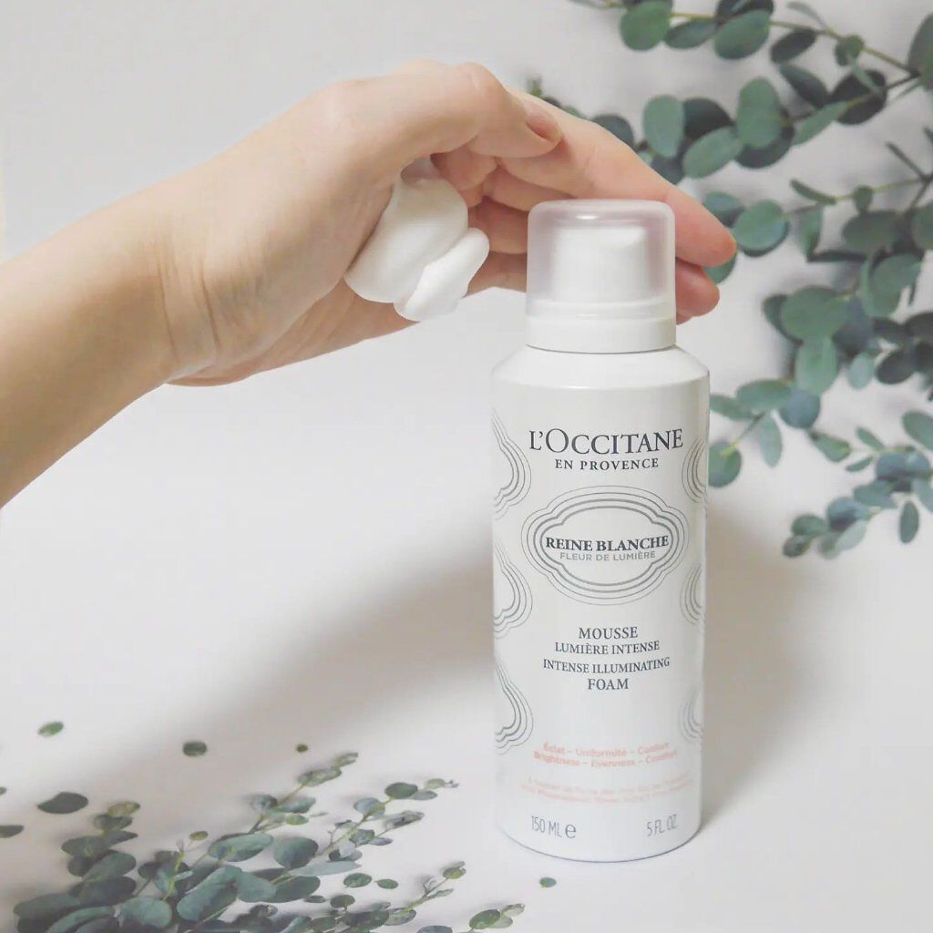 レーヌブランシュ イルミネイティングクレンジングフォーム/L'OCCITANE/泡洗顔を使ったクチコミ（1枚目）