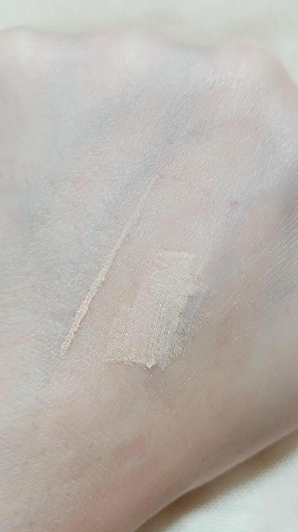 カバーパーフェクション チップコンシーラー/the SAEM/リキッドコンシーラーを使ったクチコミ(8枚目)