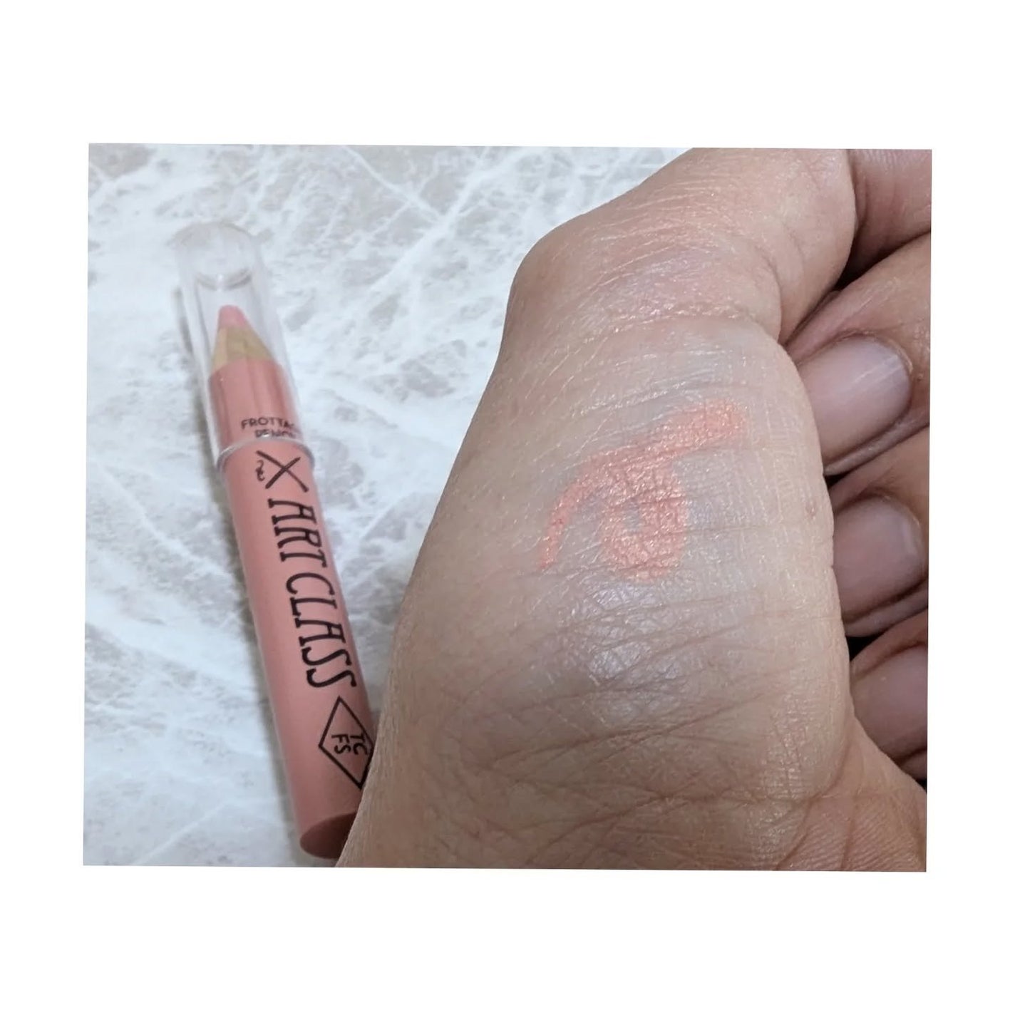 アートクラス フロッタージュペンシル/too cool for school/スティックアイシャドウを使ったクチコミ(4枚目)