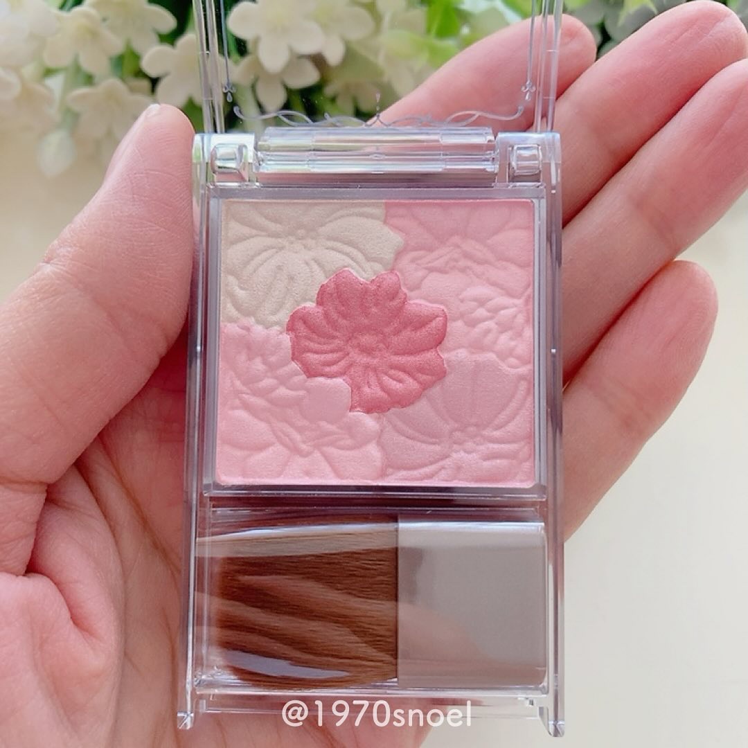 グロウフルールチークス/キャンメイク/パウダーチークを使ったクチコミ（2枚目）