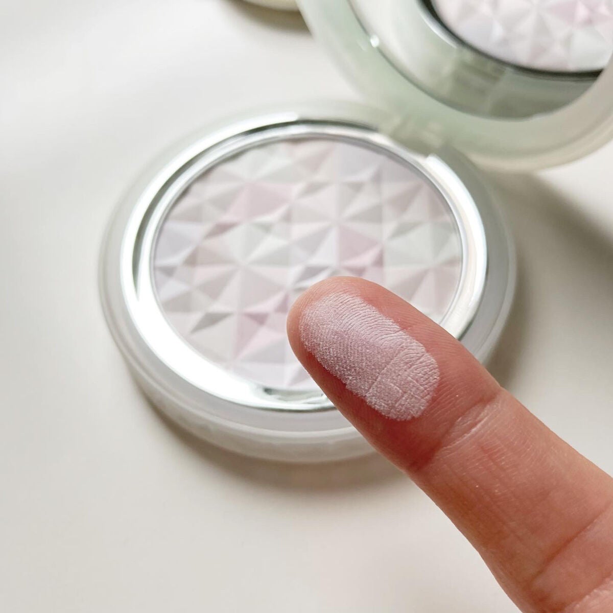 AQ オーラ リフレクター/DECORTÉ/プレストパウダーを使ったクチコミ(6枚目)