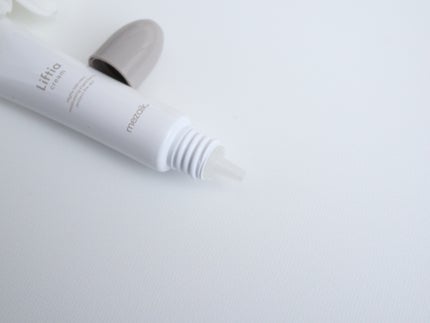 リフティアクリーム(目元用クリーム )/メザイク/アイケア・アイクリームを使ったクチコミ(3枚目)