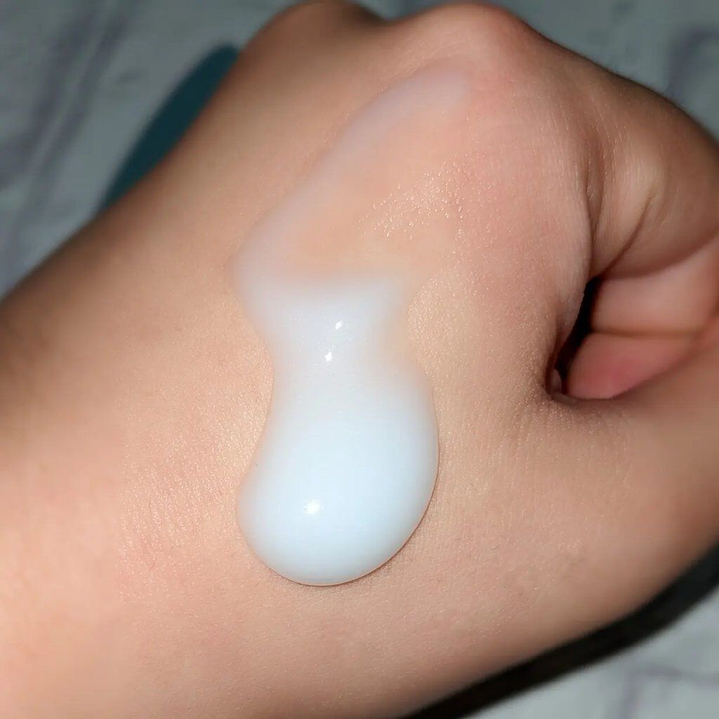 ミルキージェル　オイルコントロール/アベンヌ/オールインワン化粧品を使ったクチコミ（3枚目）