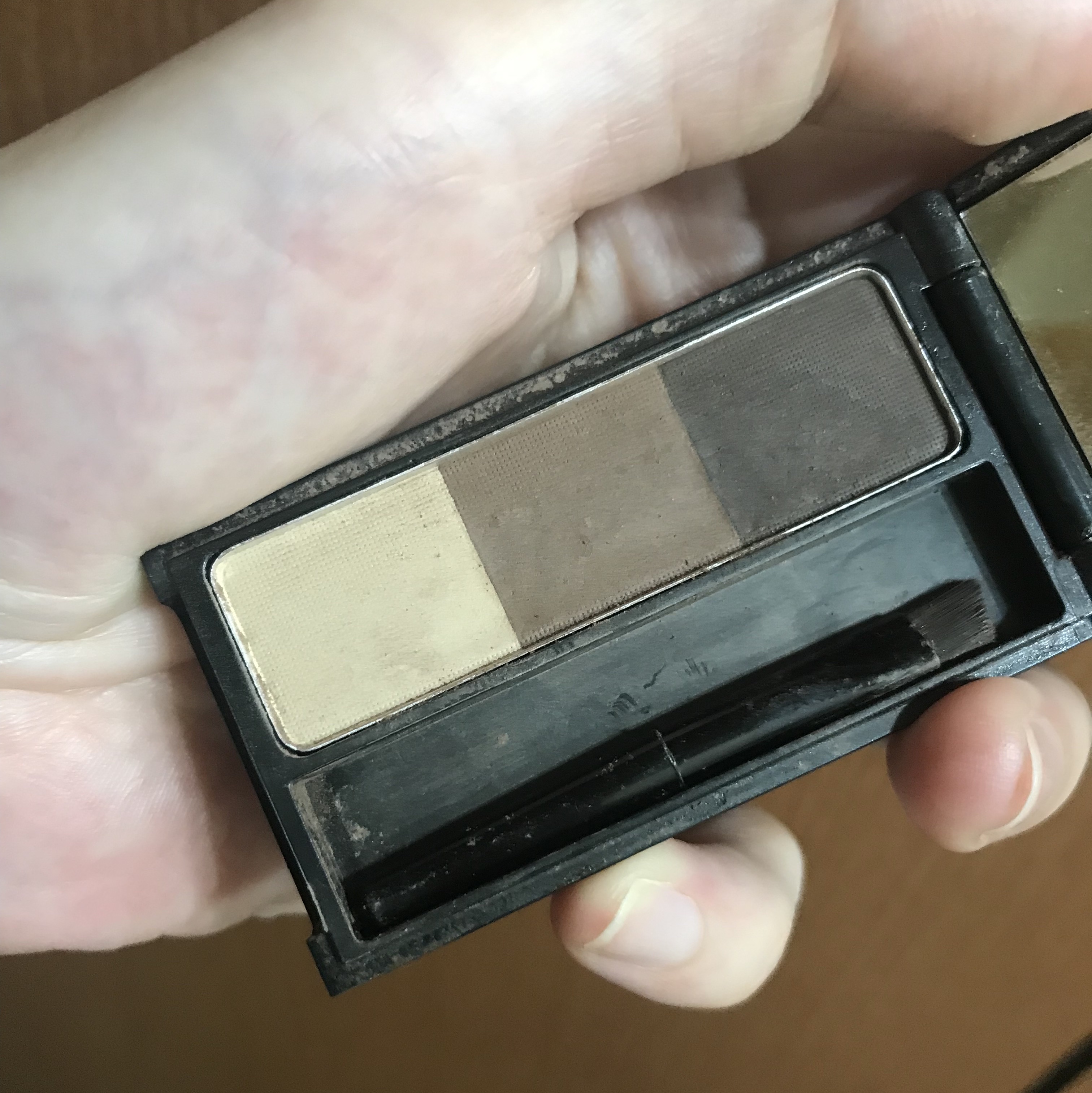 UR GLAM　EYEBROW POWDER/U R GLAM/パウダーアイブロウを使ったクチコミ（2枚目）