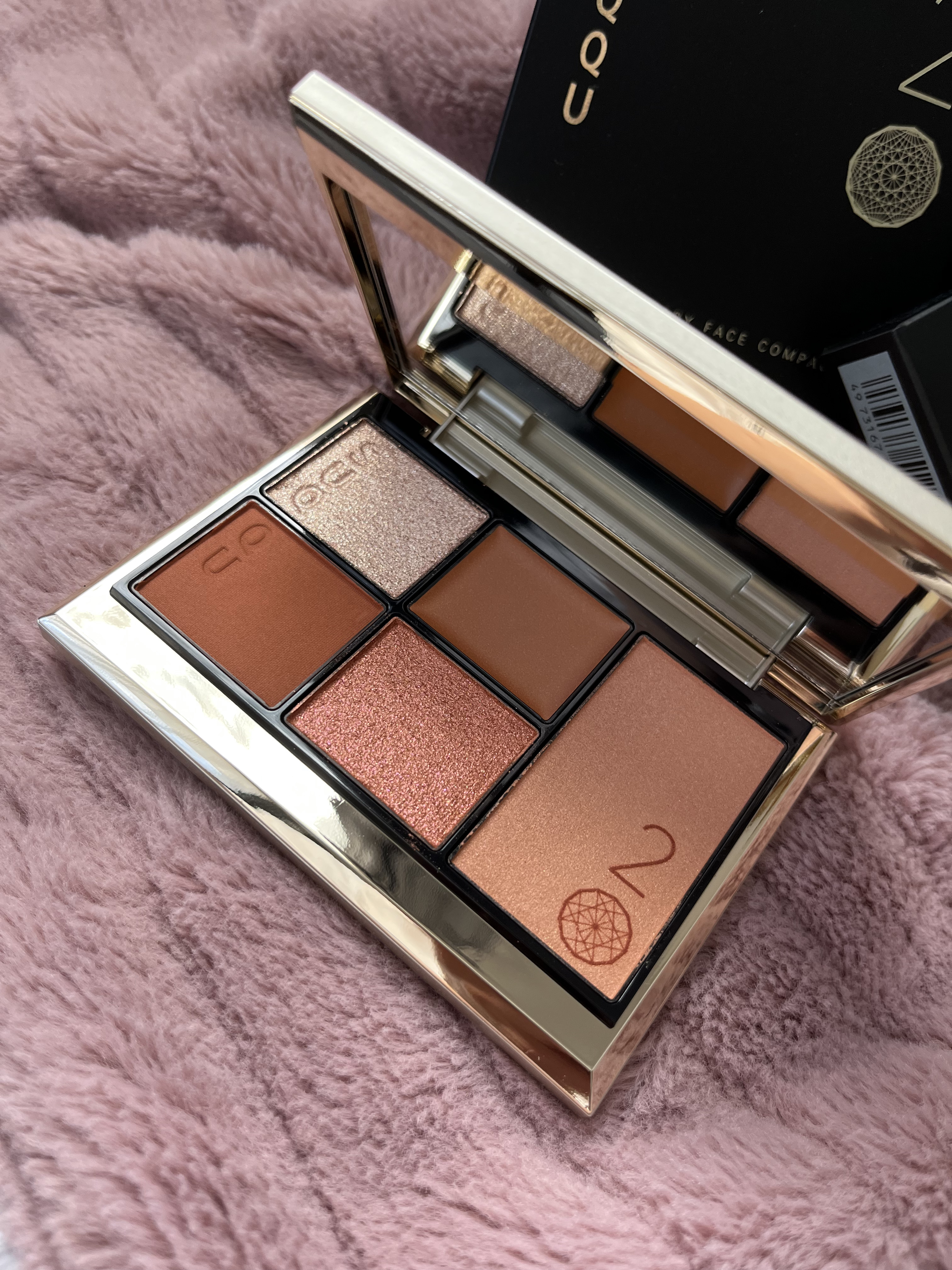 20th アニバーサリー フェイス コンパクト 102 紅艶 - BENITSUYA/SUQQU/パウダーハイライトを使ったクチコミ（2枚目）