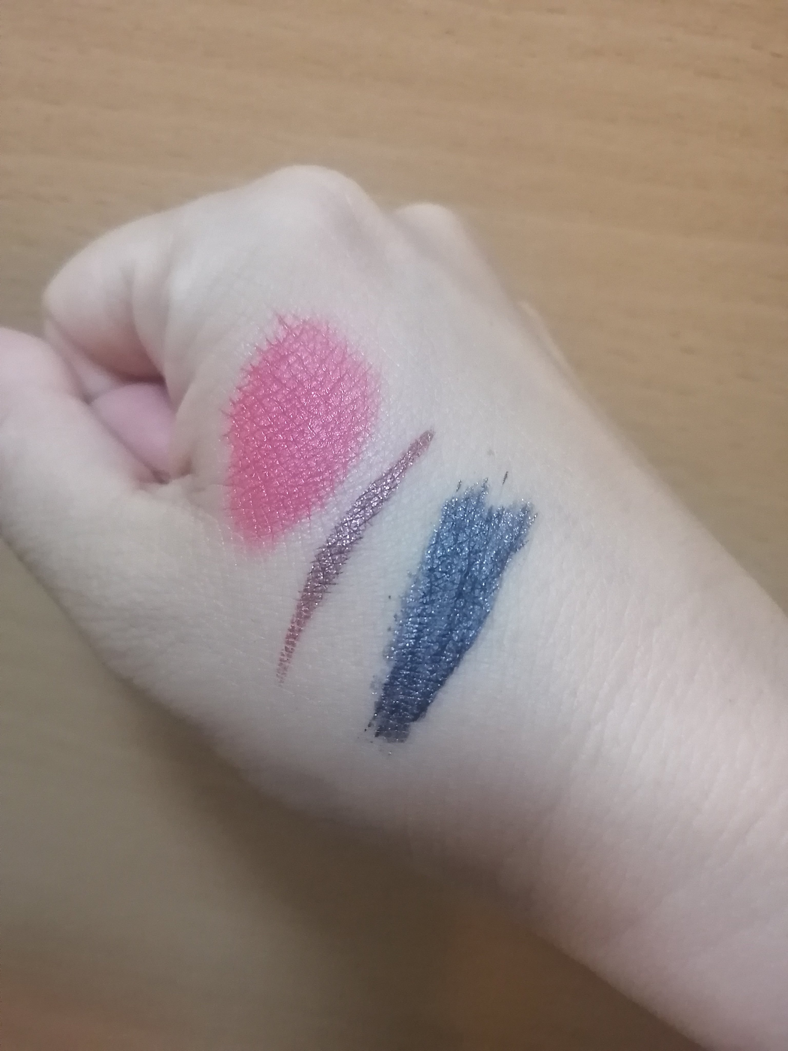 VT シカマイルドクレンジングオイルのクチコミ「VTシカマイルドクレンジングオイル
サンプルサイズ

大分前に商品購入特典で頂いていたサンプル.....」（2枚目）