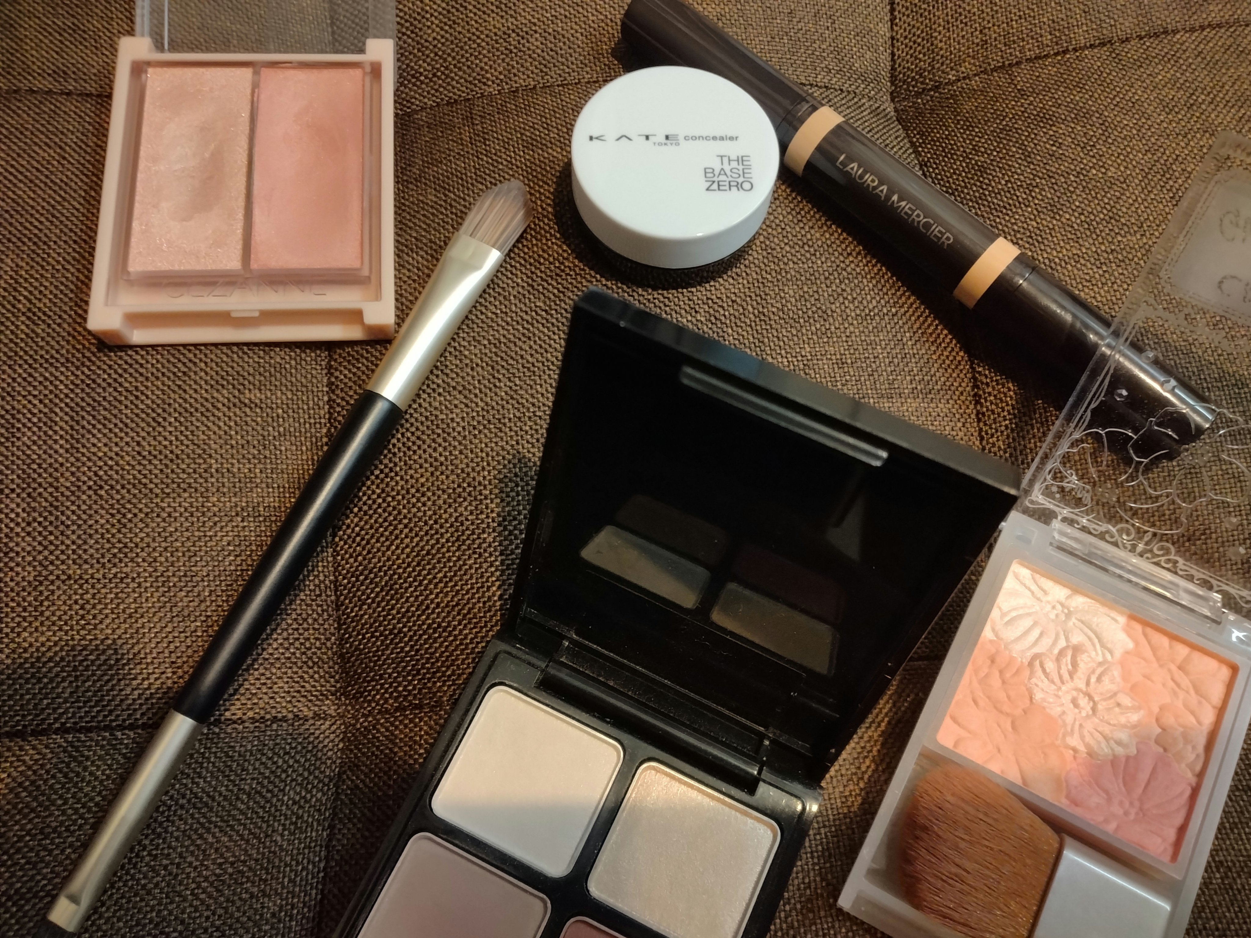 シークレット カモフラージュ ブライト アンド コレクト デュオ 2W/ローラ メルシエ/スティックコンシーラーを使ったクチコミ（1枚目）