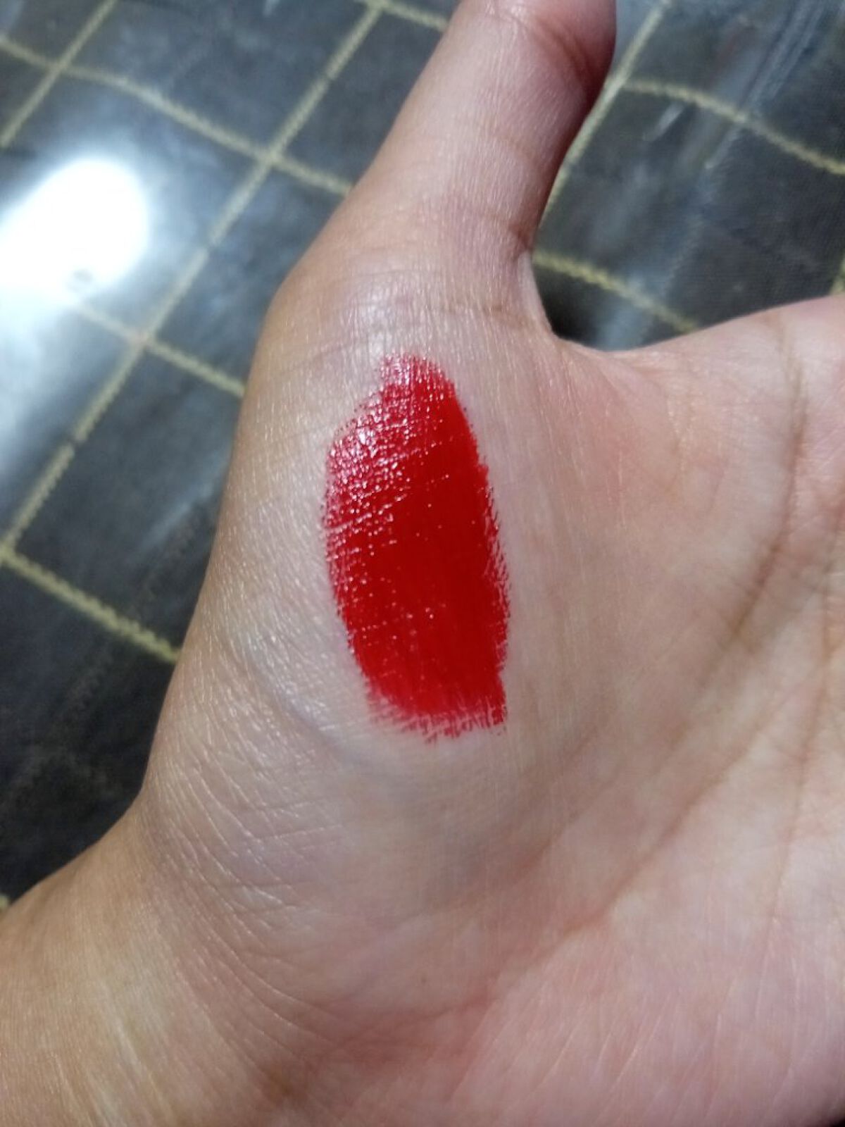 ルージュ アンリミテッド アンプリファイド ラッカー/shu uemura/口紅を使ったクチコミ（3枚目）