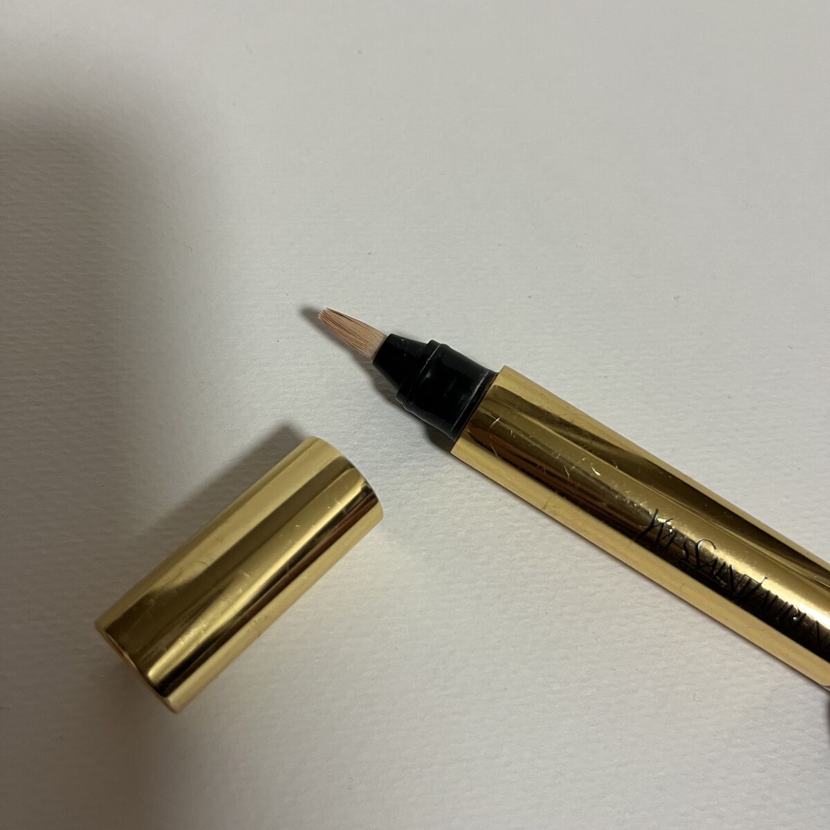 ラディアント タッチ/YVES SAINT LAURENT BEAUTE/リキッドコンシーラーを使ったクチコミ（2枚目）