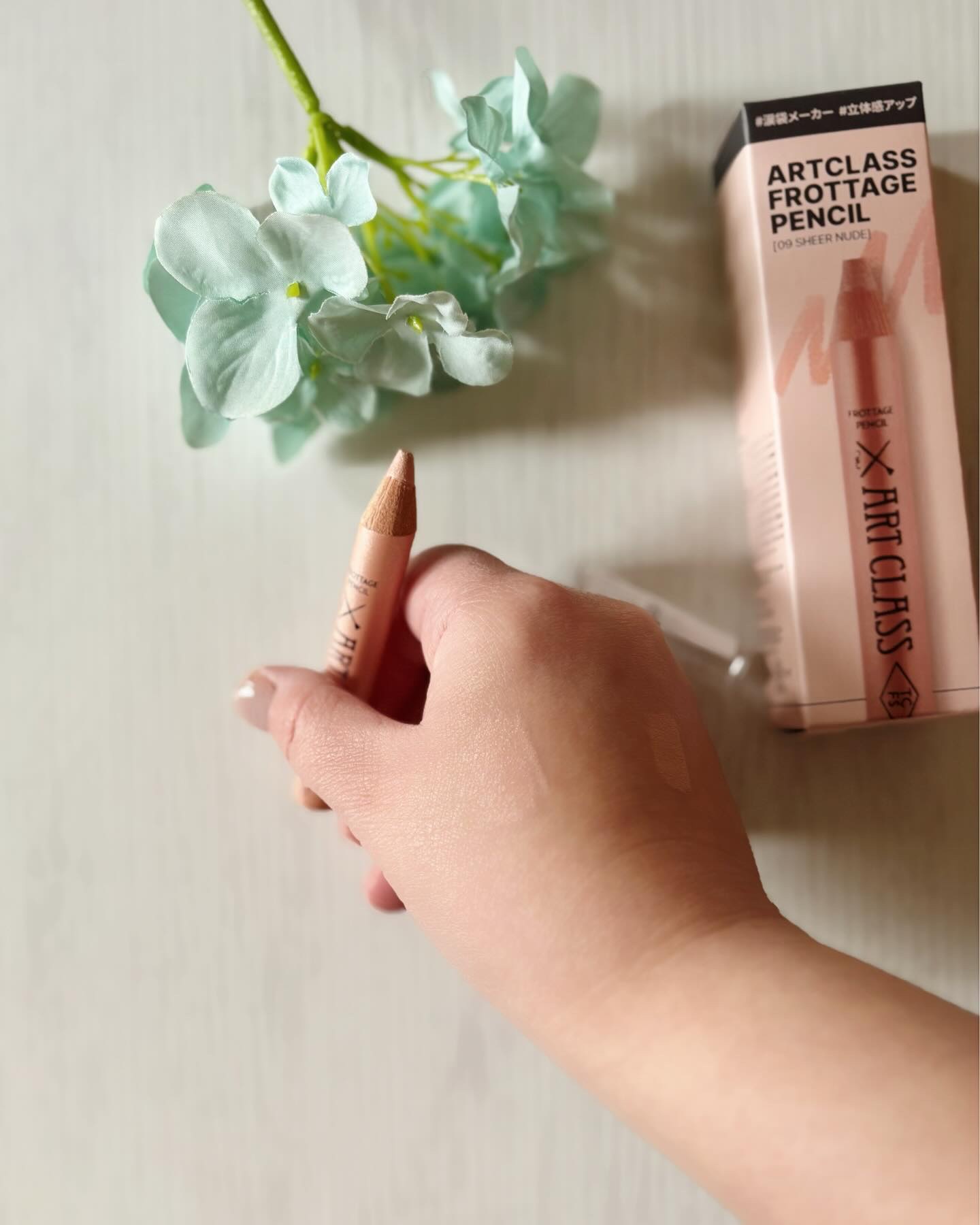 アートクラス フロッタージュペンシル/too cool for school/スティックアイシャドウを使ったクチコミ（2枚目）