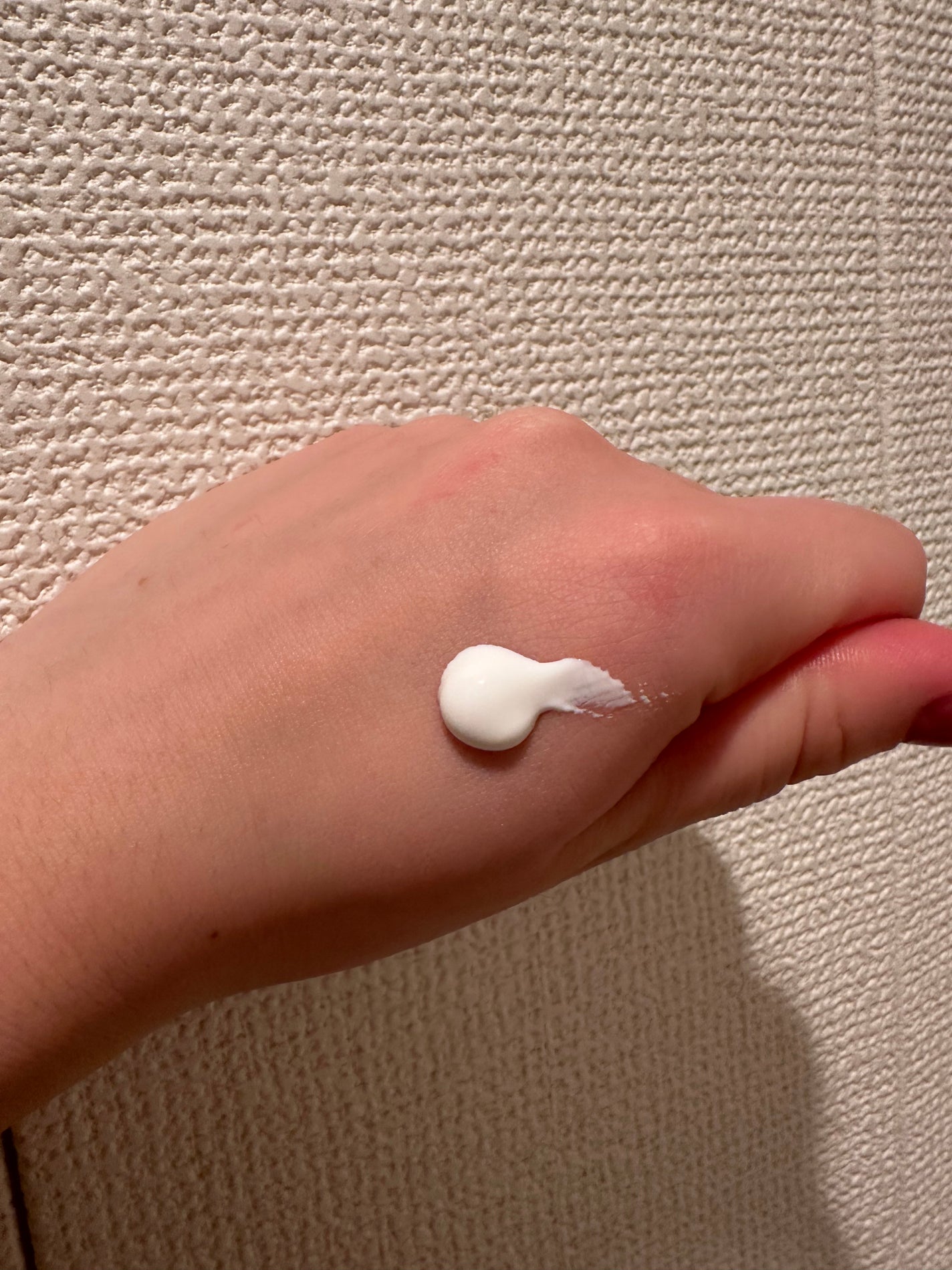 ビオレUV アクアリッチ ウォータリーホールドクリーム(水肌記憶UV)/ビオレ/日焼け止めクリームを使ったクチコミ(2枚目)