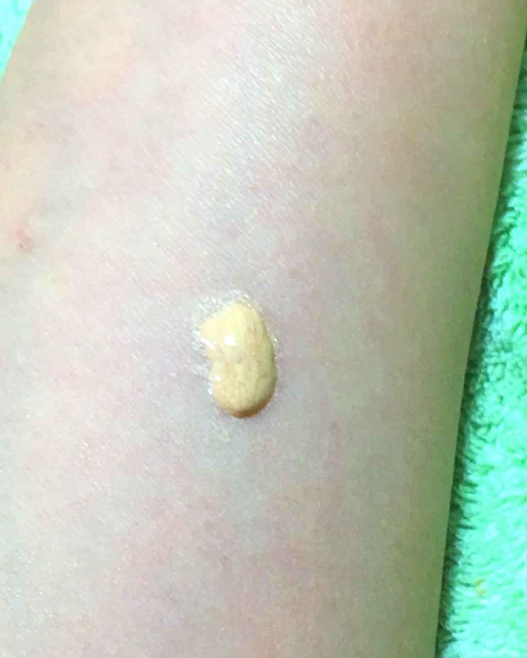 エアリータッチパウダー/クラブ/プレストパウダーを使ったクチコミ（3枚目）