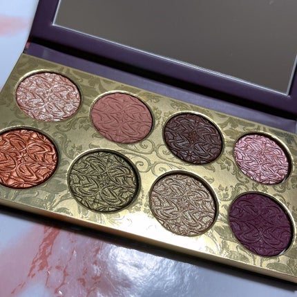 M・A・C アイシャドウ × 8 テンプティング フェイトのクチコミ「M・A・C
アイシャドウ × 8 フィースト ユア アイズ
今日は上の段の左から3色とカーキ.....」(2枚目)