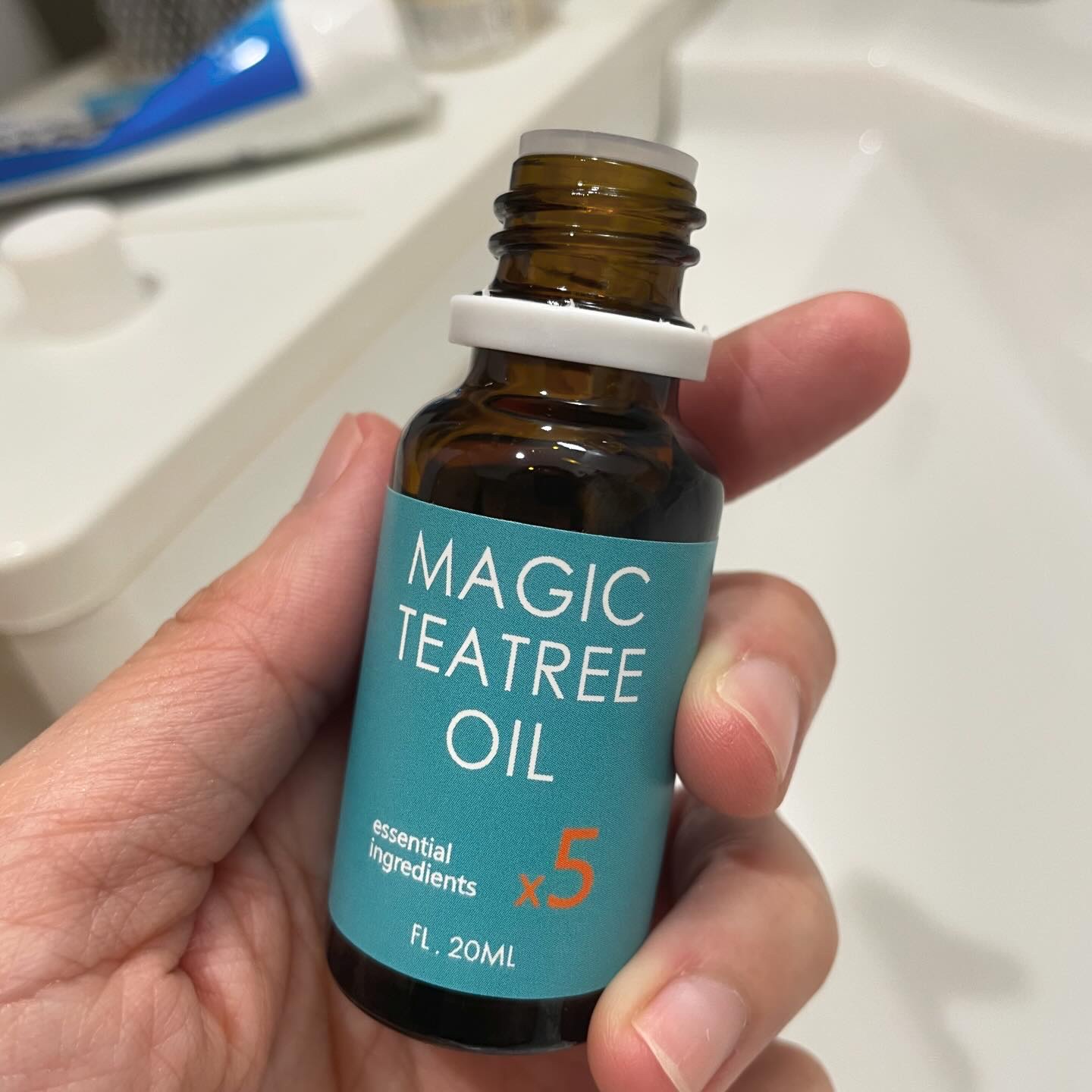 マジックティーツリーオイル/ブラン/フェイスオイルを使ったクチコミ（3枚目）