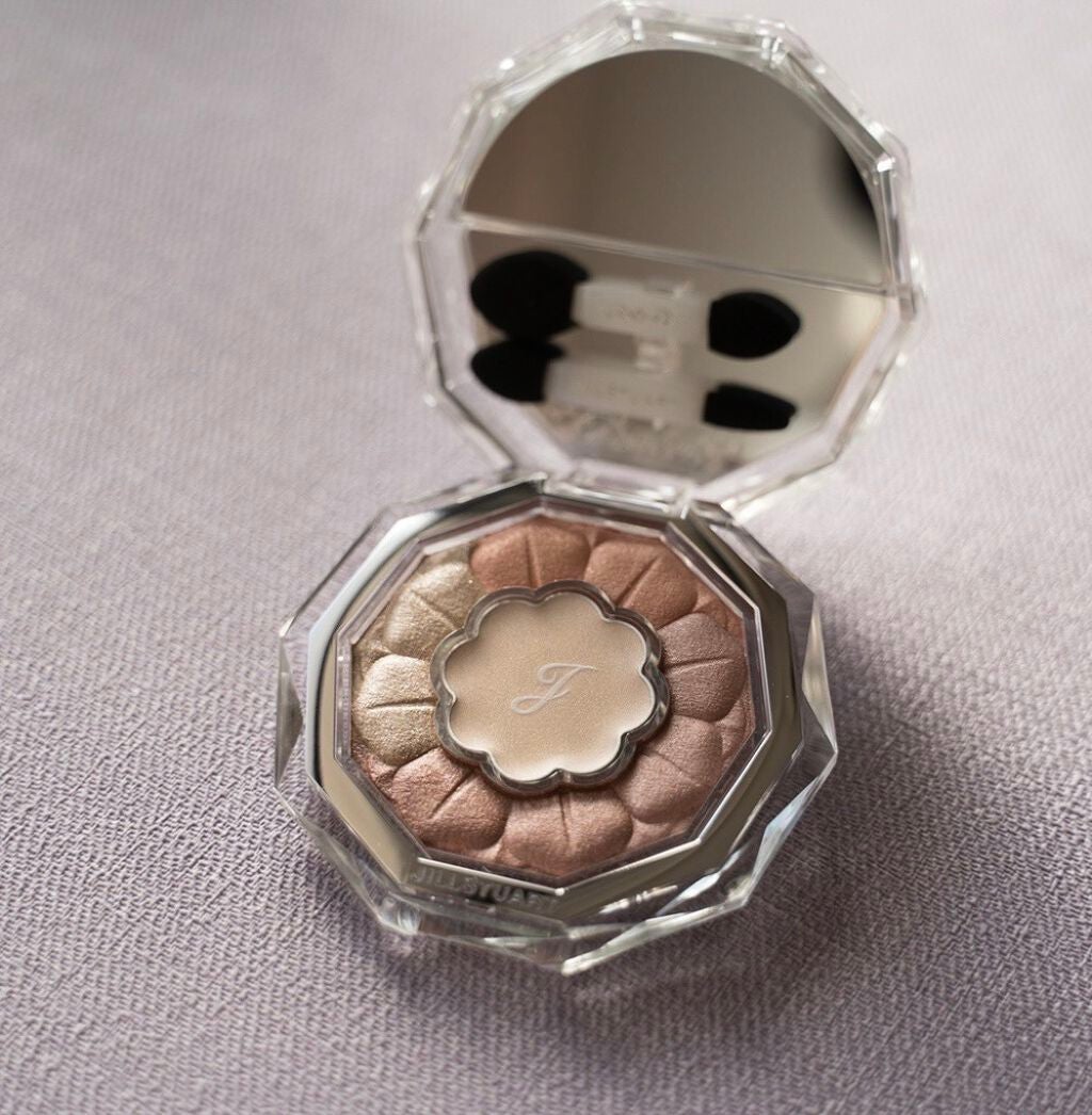 ジルスチュアート ブルームクチュール アイズ/JILL STUART/アイシャドウパレットを使ったクチコミ(1枚目)