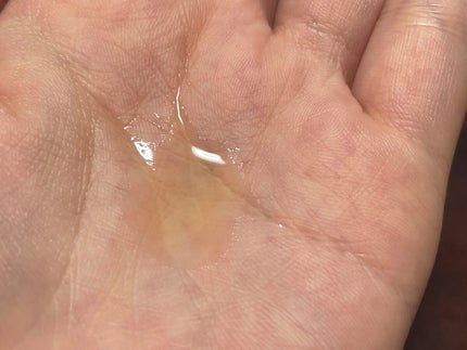 ざくろ フェイシャルオイル/WELEDA/フェイスオイルを使ったクチコミ(2枚目)