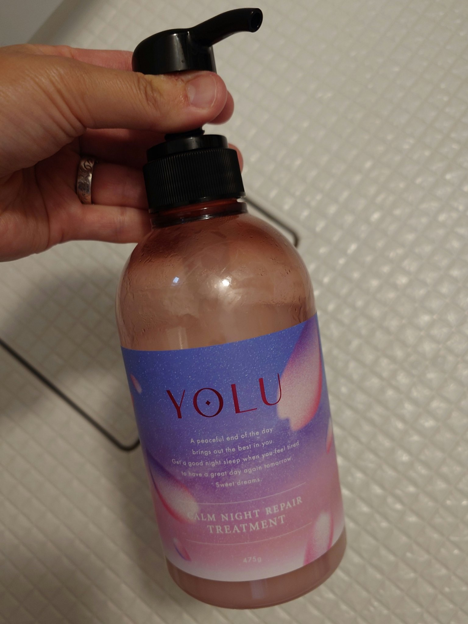 ヨル サクラ カームナイトリペアシャンプー/トリートメント トリートメント（475g）/YOLU/市販シャンプーを使ったクチコミ（1枚目）