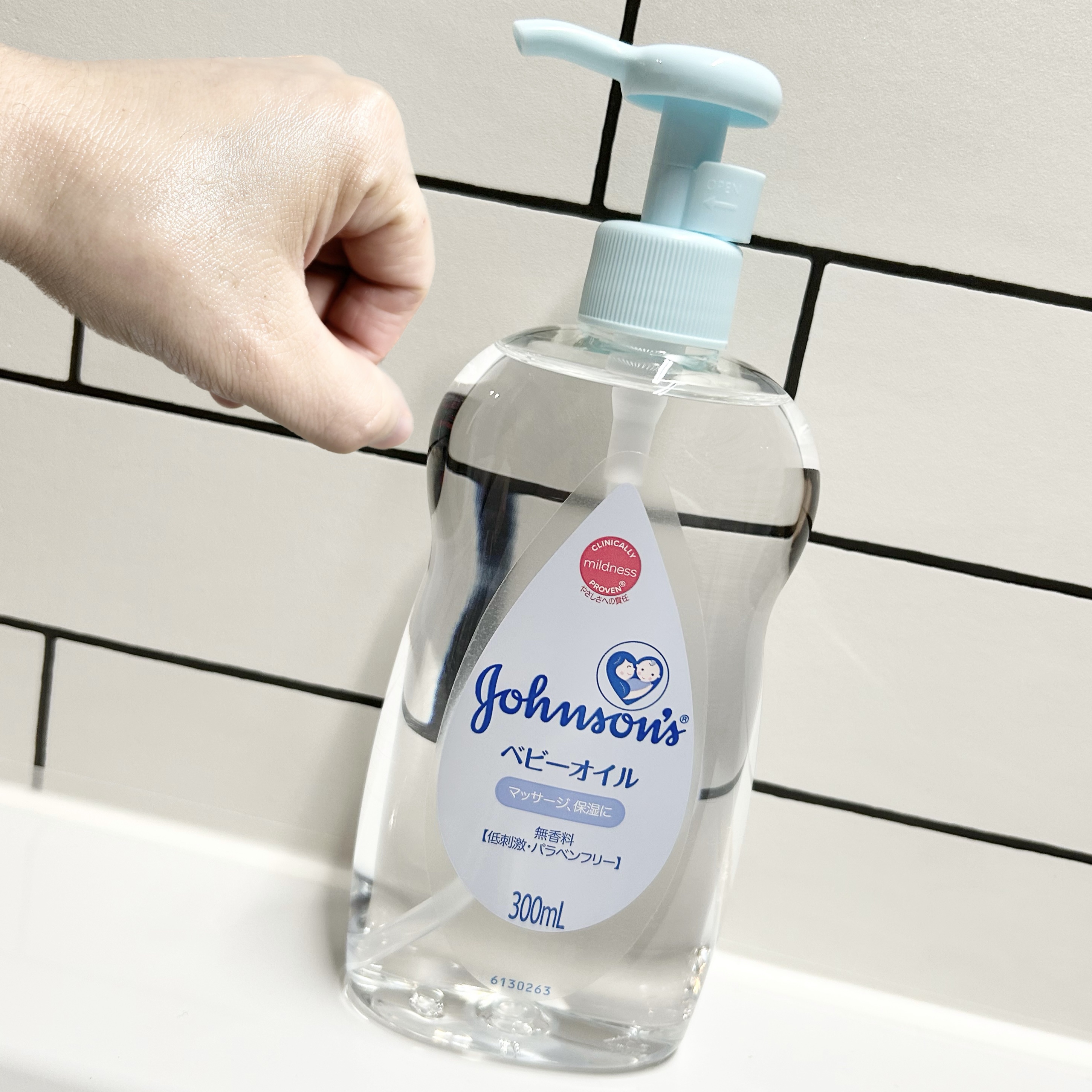 ジョンソン ベビーオイル 無香料/ジョンソンベビー/ボディオイルを使ったクチコミ（2枚目）