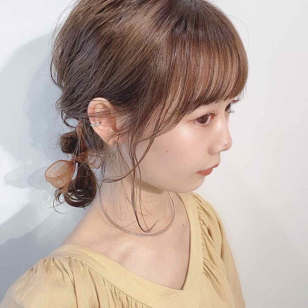 ANJU/美容師♡ on LIPS 「流行りのアレンジ♡リボンがあればできます♡ベースは26mmのコ..」(1枚目)