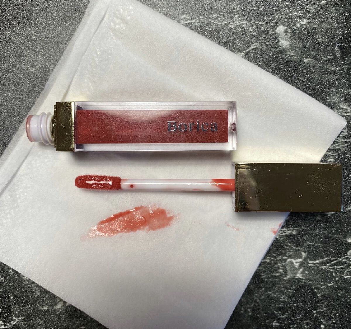 カラープランパー エクストラセラム 01 Mucosal Red(ムーコ—サルレッド)/Borica/リッププランパーを使ったクチコミ（2枚目）