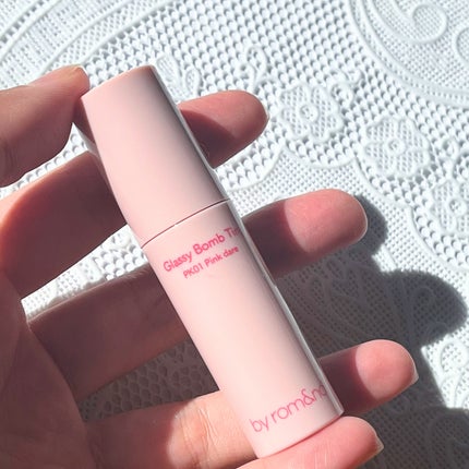 アンドバイロムアンド グラッシーボムティント/&nd by rom&nd/リップティントを使ったクチコミ(7枚目)