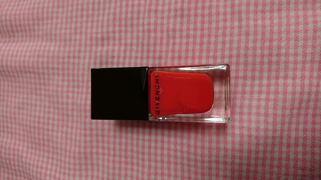 ヴェルニィ・ジバンシイ/GIVENCHY/マニキュアを使ったクチコミ(2枚目)