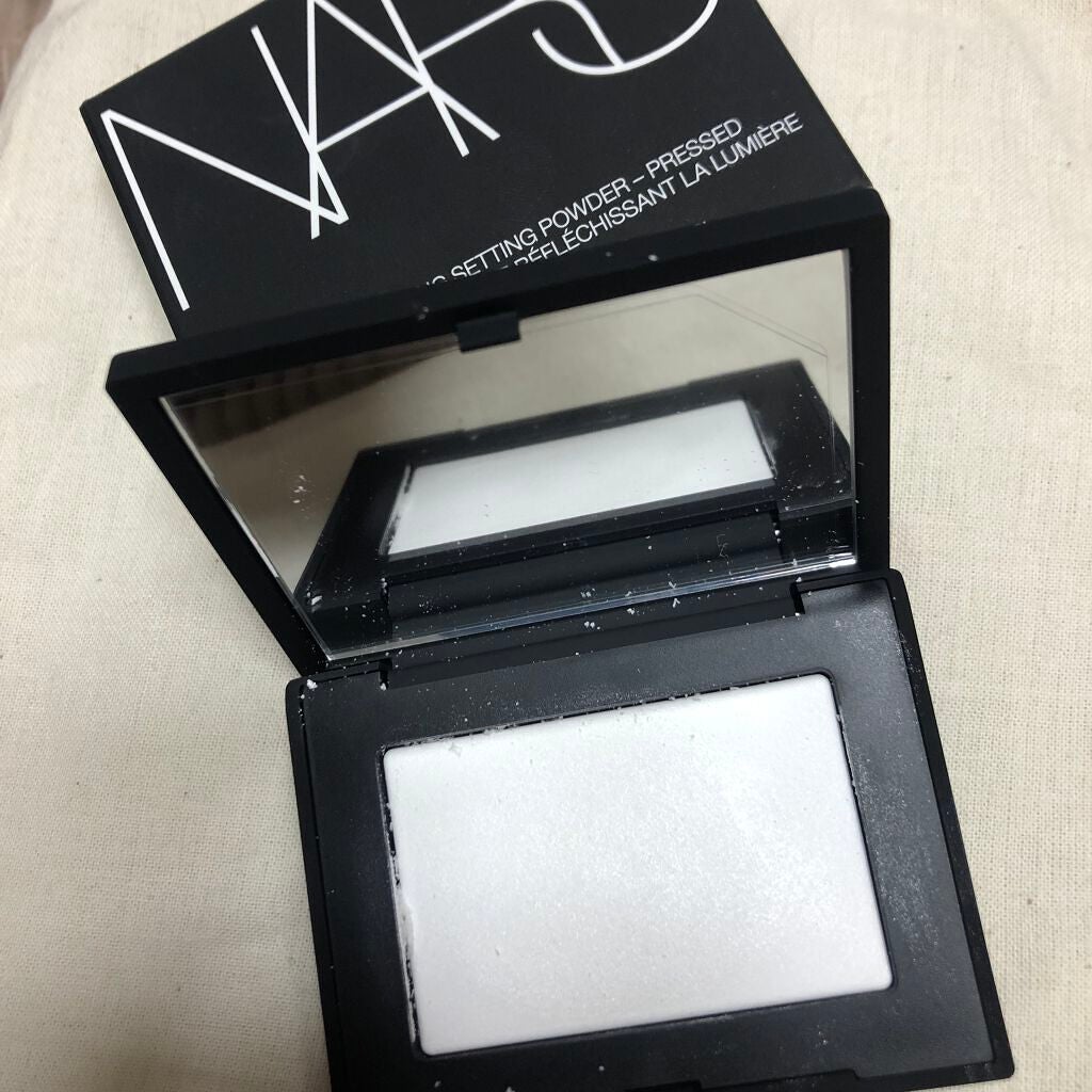 ライトリフレクティングセッティングパウダー プレスト N/NARS/プレストパウダーを使ったクチコミ(1枚目)