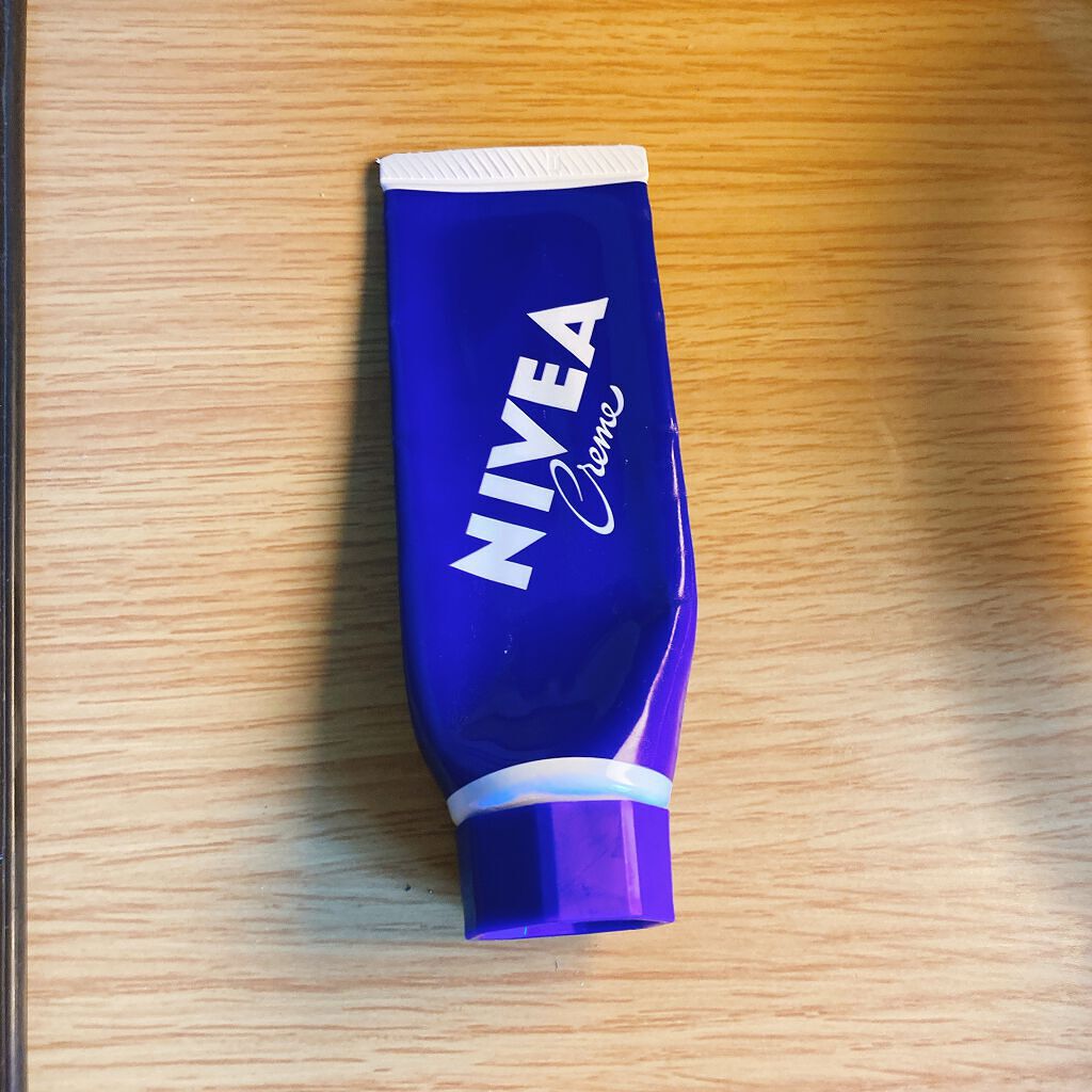 (フォロバ)3年後に韓国美男子 on LIPS 「対象者:ニベアを塗ることを諦めた人へ商品名:ニベアクリーム特徴..」(1枚目)