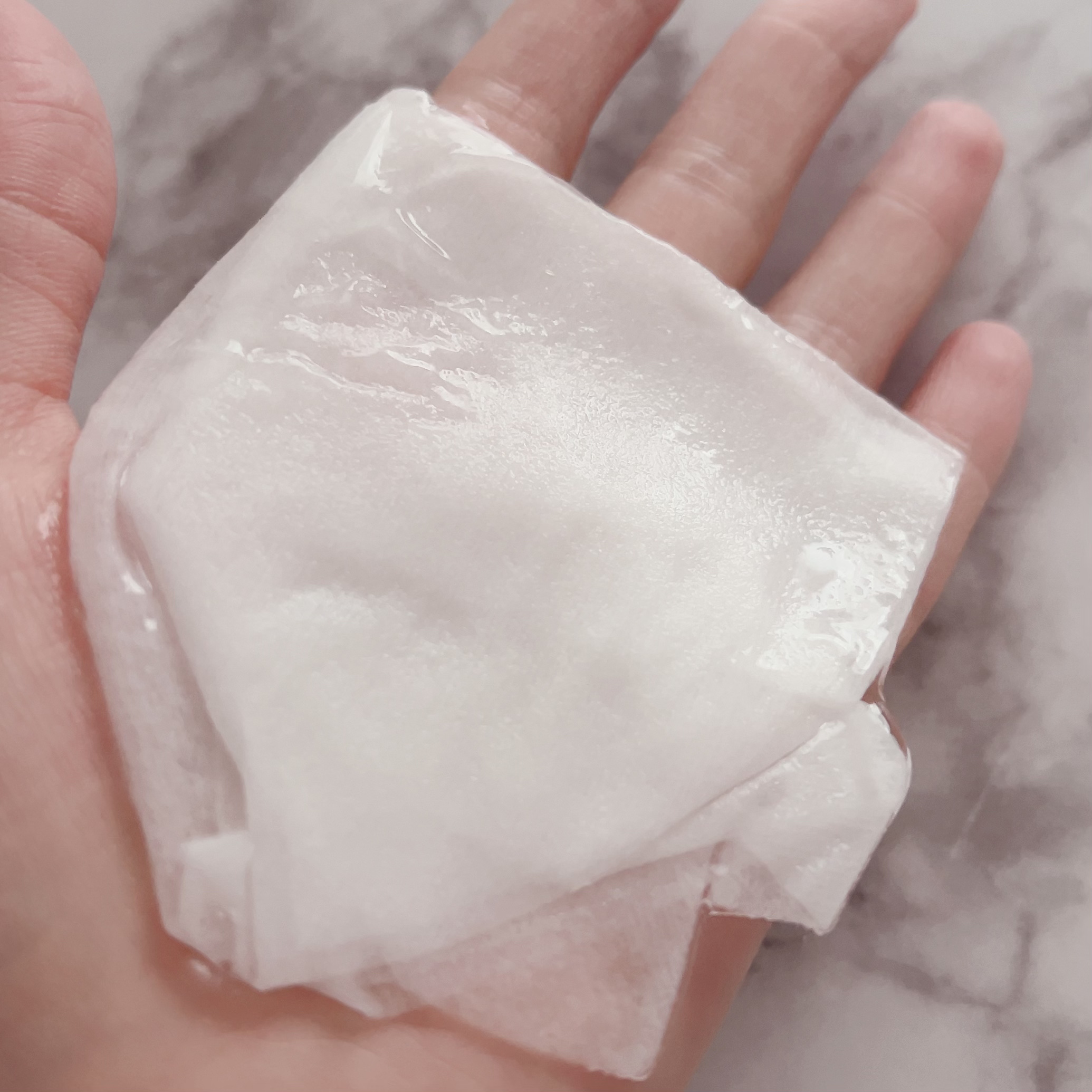 チェリーブロッサム コラーゲンマスク/REACNF/シートマスク・パックを使ったクチコミ（3枚目）