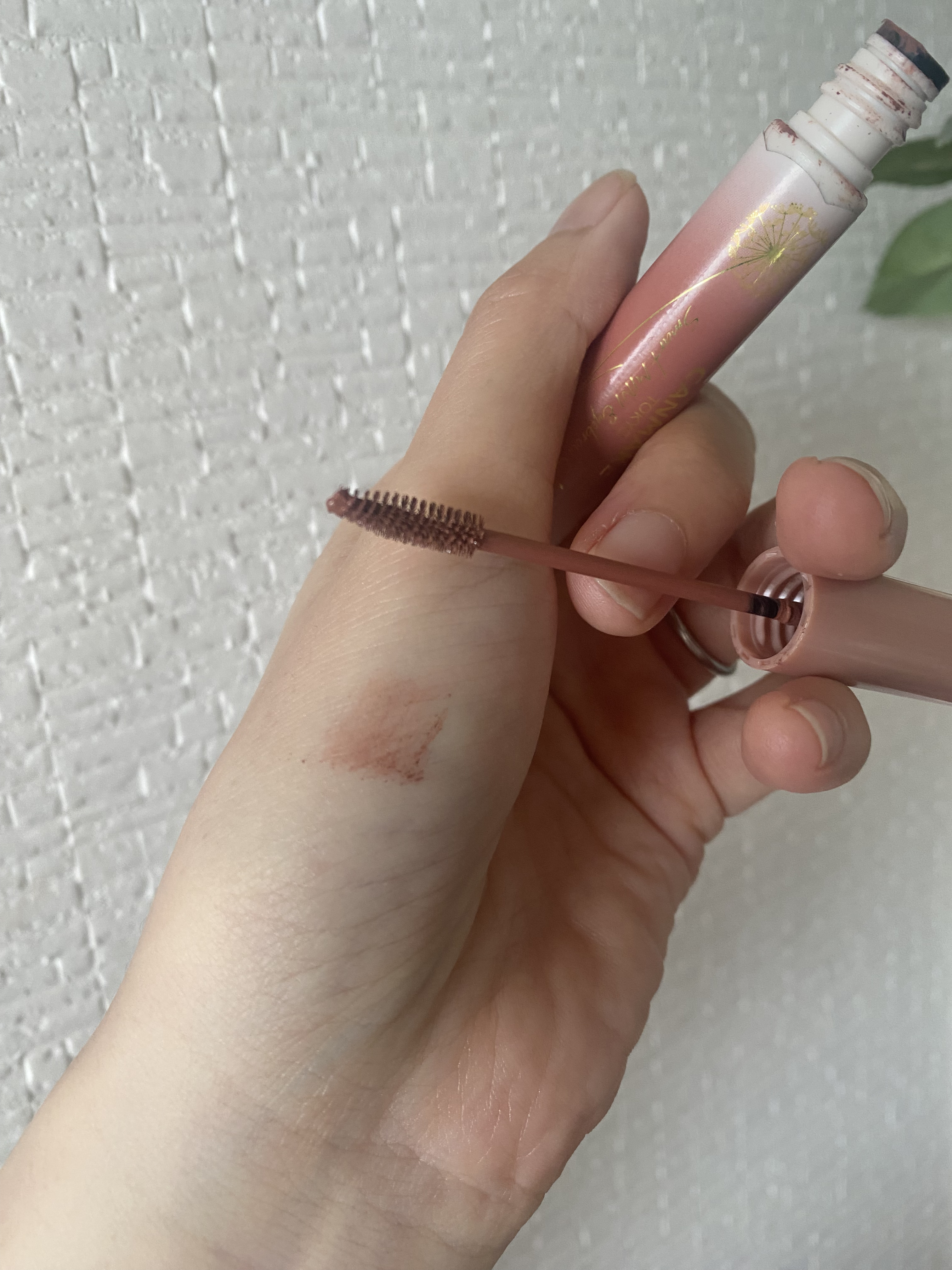 スマートミニアイブロウカラー N01 しあわせピンク/キャンメイク/眉マスカラを使ったクチコミ（3枚目）