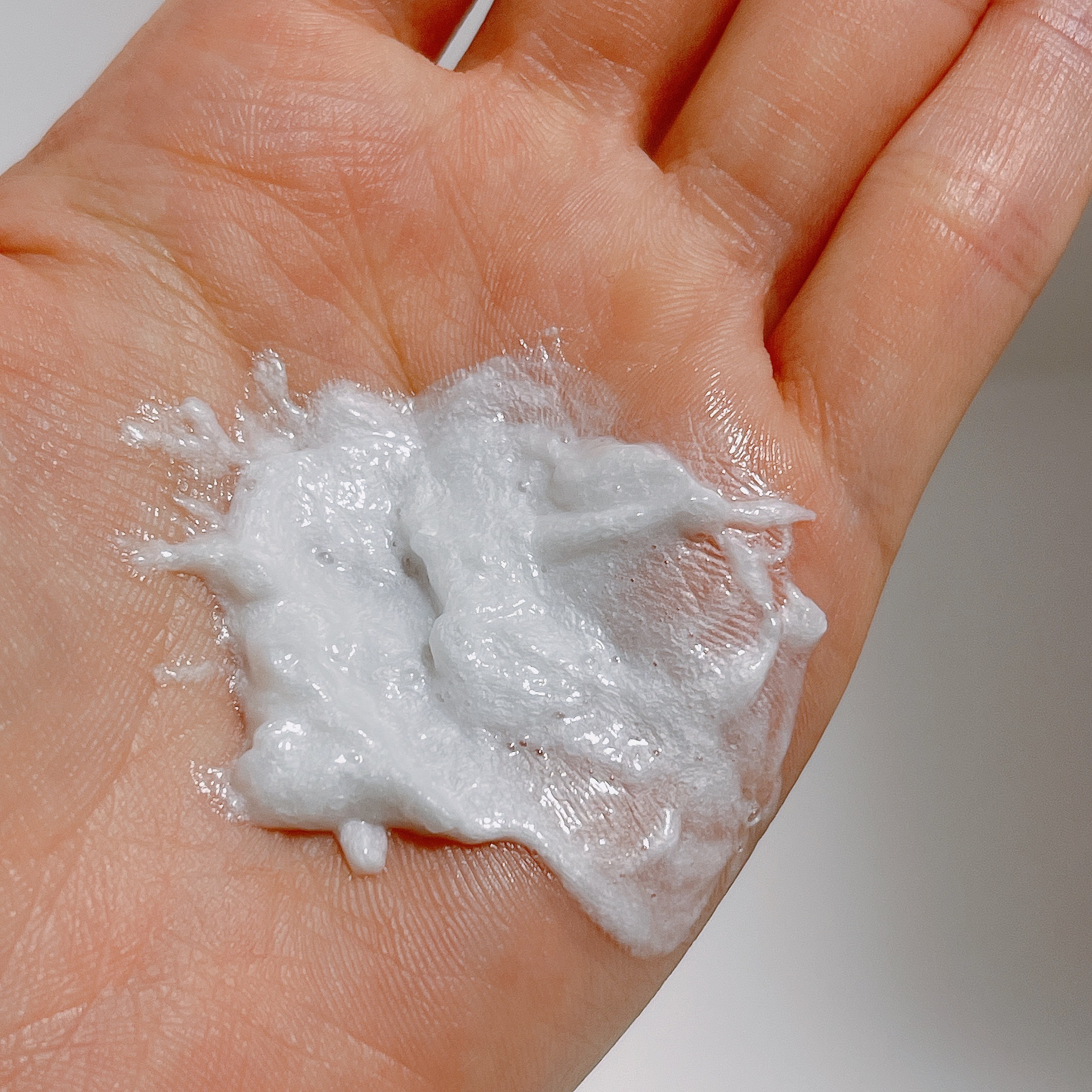 ダヴ クリームボディウォッシュ コンフォートモイスチャー/ダヴ/ボディソープを使ったクチコミ（3枚目）