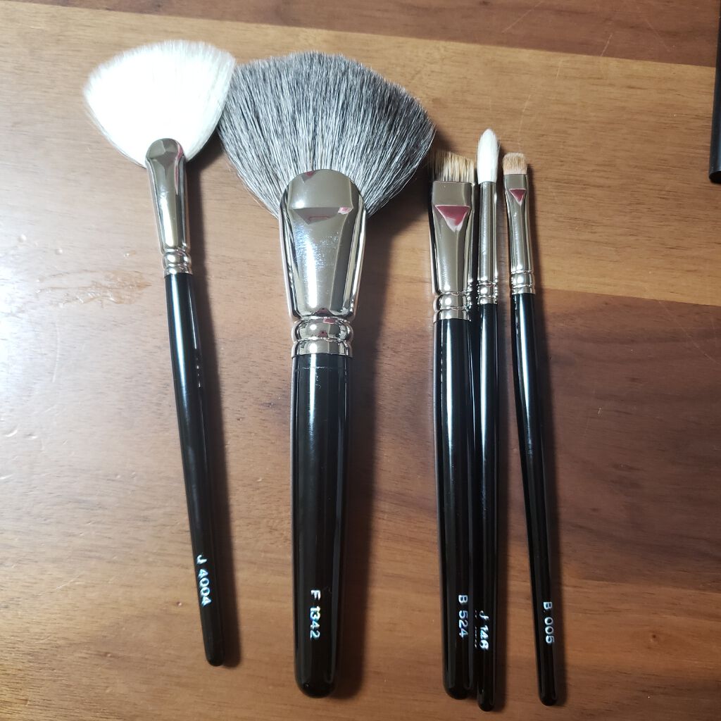 B524 アイブロウ 斜め/白鳳堂/メイクブラシを使ったクチコミ(1枚目)