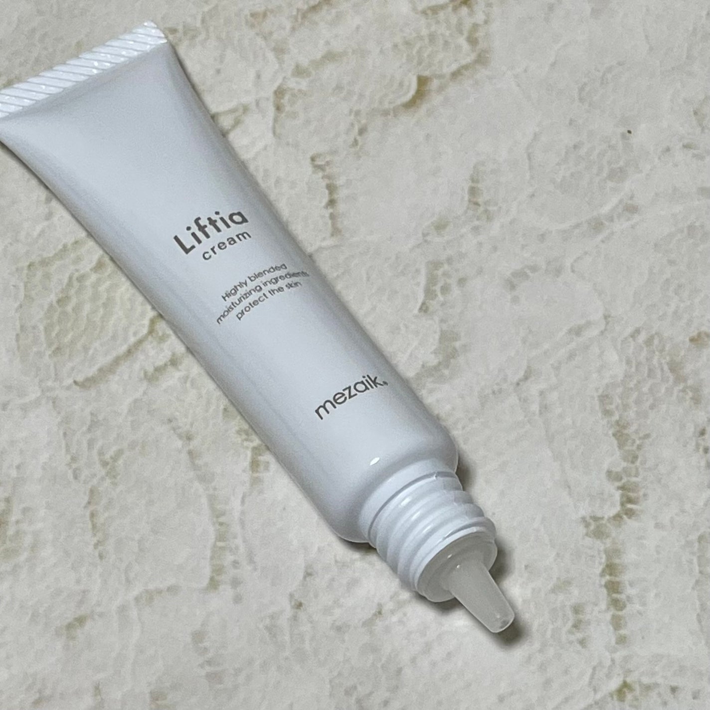 リフティアクリーム(目元用クリーム )/メザイク/アイケア・アイクリームを使ったクチコミ(2枚目)