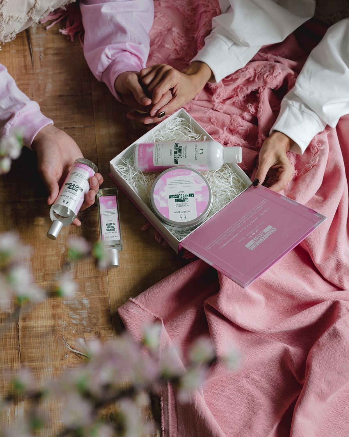 グロウイング チェリーブロッサム シャワージェル/THE BODY SHOP/ボディソープを使ったクチコミ（1枚目）