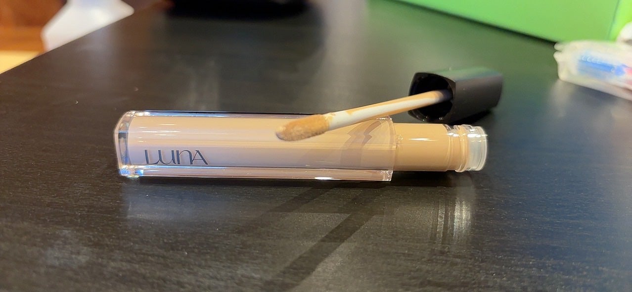 ロングラスティングチップコンシーラー/LUNA/リキッドコンシーラーを使ったクチコミ(4枚目)