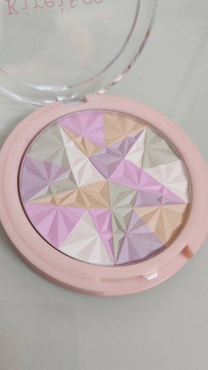 トーンアップフェイスパウダー/Kirei&co./プレストパウダーを使ったクチコミ(2枚目)