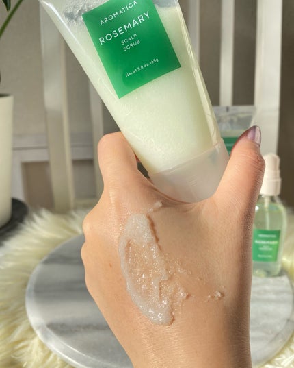 ローズマリー スカルプ スクラブ/AROMATICA/ヘッドスクラブを使ったクチコミ(8枚目)