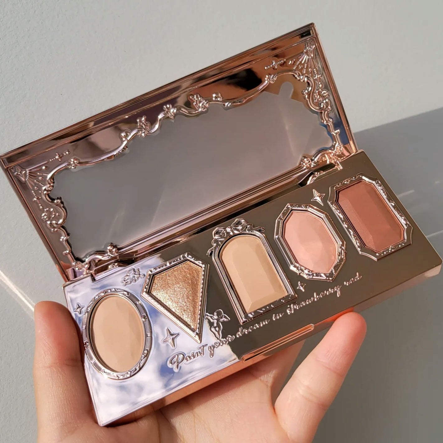 ストロベリーロココ アイシャドウパレット/FlowerKnows/アイシャドウパレットを使ったクチコミ(4枚目)