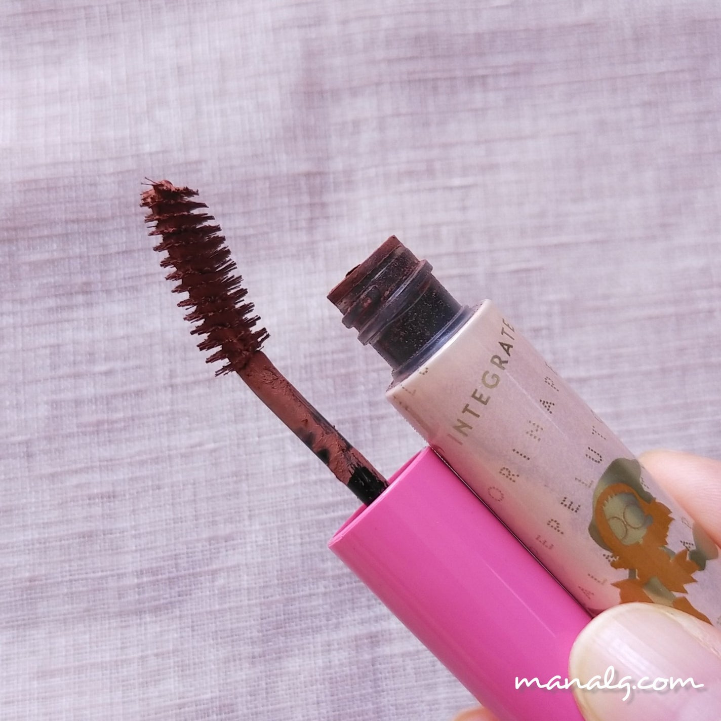 ニュアンスアイブローマスカラ/インテグレート/眉マスカラを使ったクチコミ(2枚目)