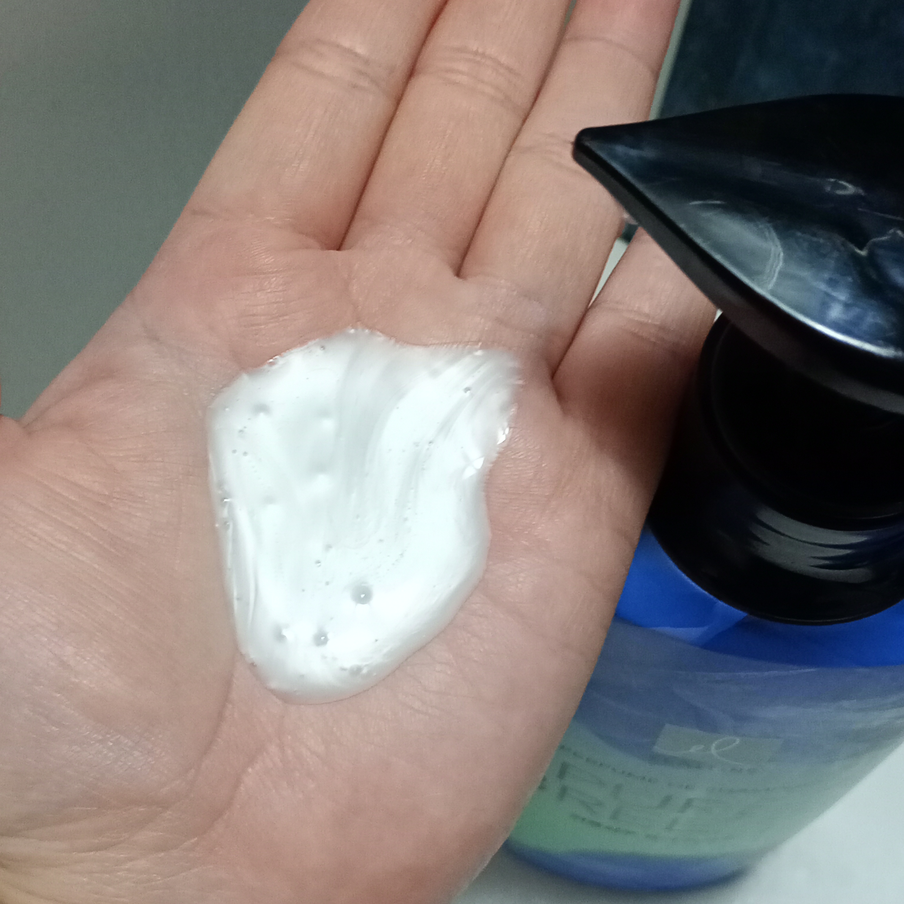 Perfume PURE BREEZE シャンプー／コンディショナー/ELASTINE/シャンプー・コンディショナーを使ったクチコミ（2枚目）